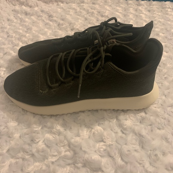 ADIDAS TUBULAR SHADOW WOMEN’S - Picture 2 of 10